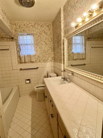 6115 Red Bird Court, Dallas, TX 75232