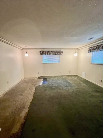 6115 Red Bird Court, Dallas, TX 75232
