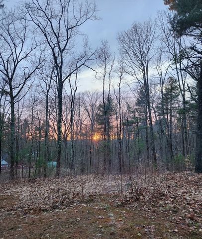 236 Turkey Hill Rd, Rutland, MA 01543