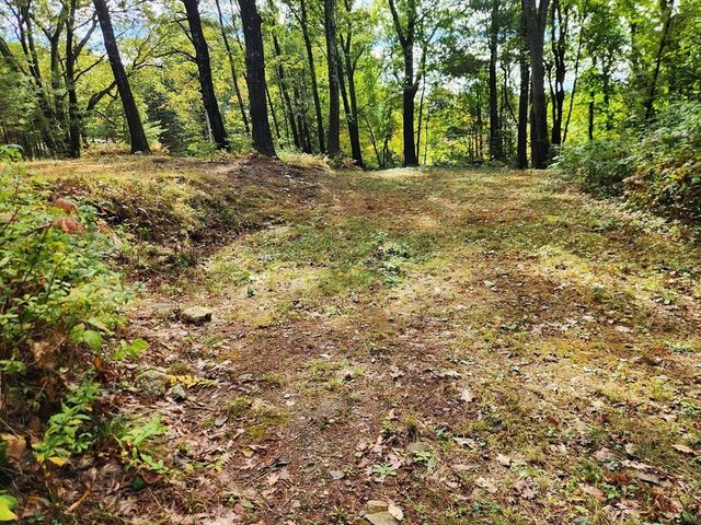 236 Turkey Hill Rd, Rutland, MA 01543