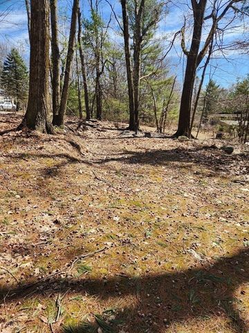 236 Turkey Hill Rd, Rutland, MA 01543