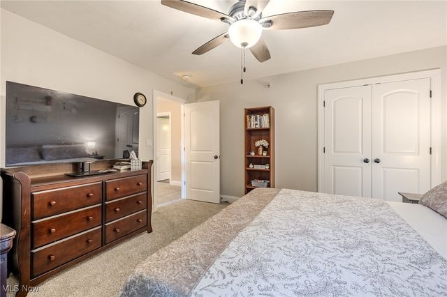 38694 Andrews Ridge Way, Willoughby, OH 44094