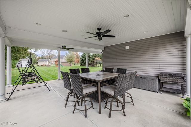 38694 Andrews Ridge Way, Willoughby, OH 44094