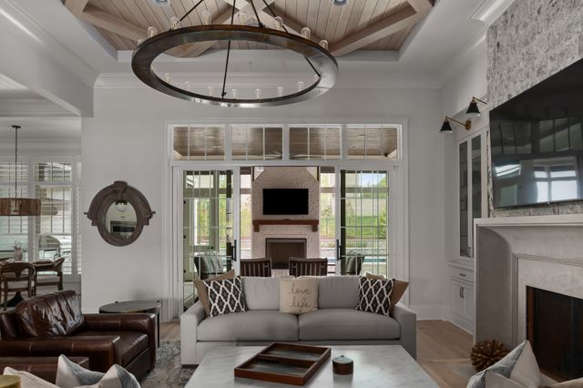 1701 Southwick Dr, Brentwood, TN 37027