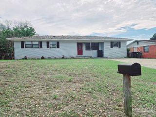 1007 Rainbow Ave, Pensacola, FL 32526
