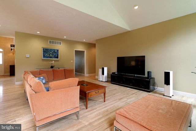 130 ASPEN DR, Boalsburg, PA 16827