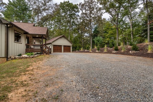 241 Wolf Creek Mountain Road, Mineral Bluff, GA 30559