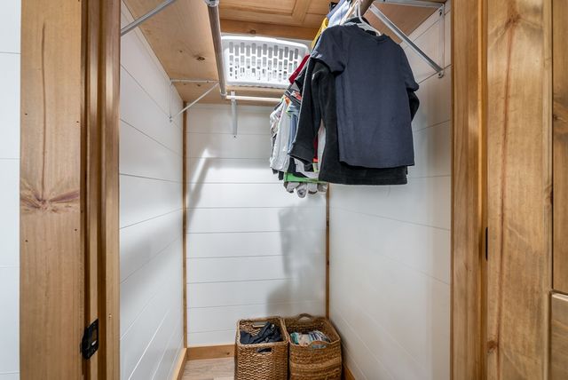 241 Wolf Creek Mountain Road, Mineral Bluff, GA 30559