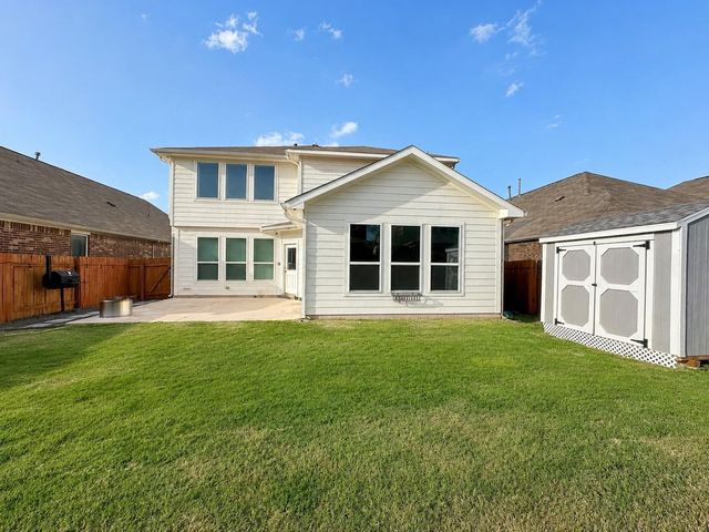 604 Vista Gardens DR, Buda, TX 78610