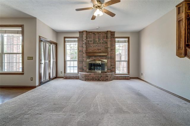 5824 Sorghum Run, Edmond, OK 73034