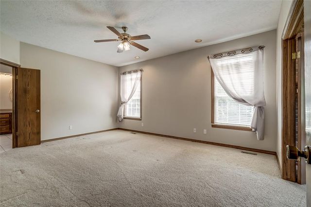 5824 Sorghum Run, Edmond, OK 73034