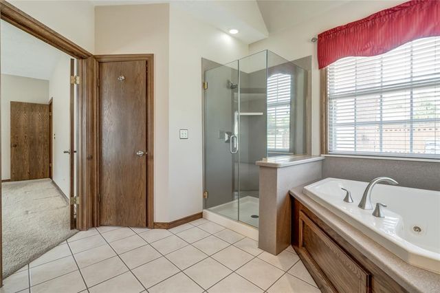 5824 Sorghum Run, Edmond, OK 73034