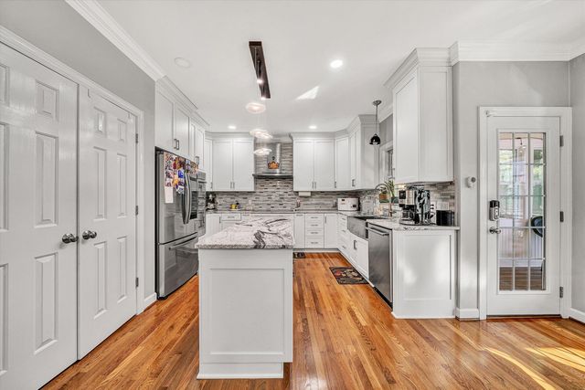 1107 Belcroft CT, Roanoke, VA 24018