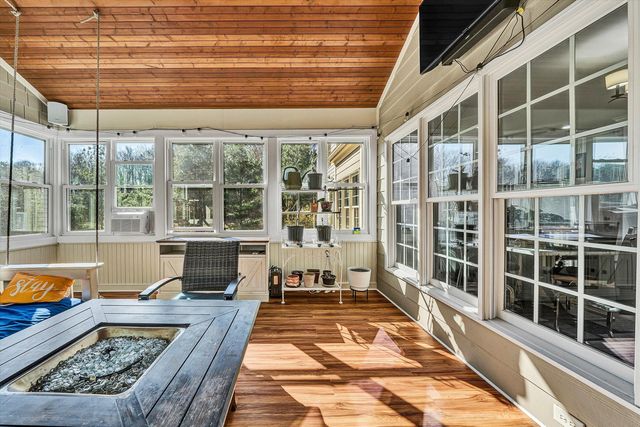 1107 Belcroft CT, Roanoke, VA 24018