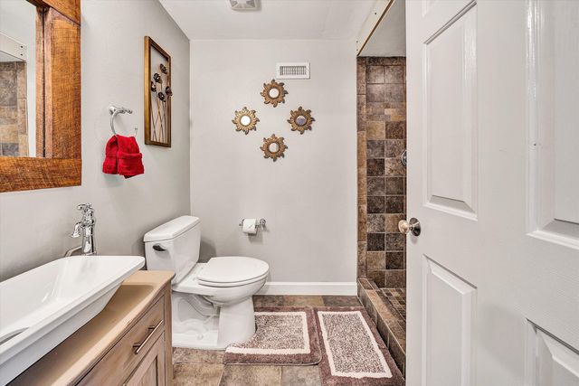 1107 Belcroft CT, Roanoke, VA 24018