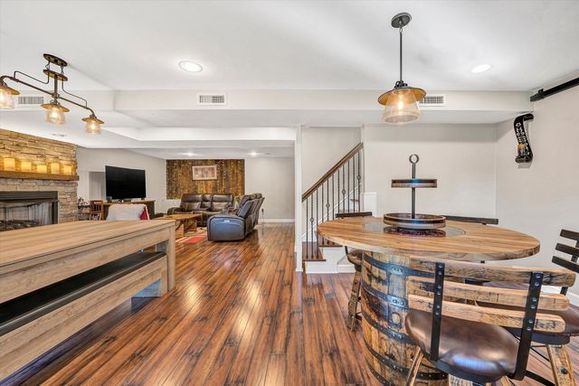 1107 Belcroft CT, Roanoke, VA 24018