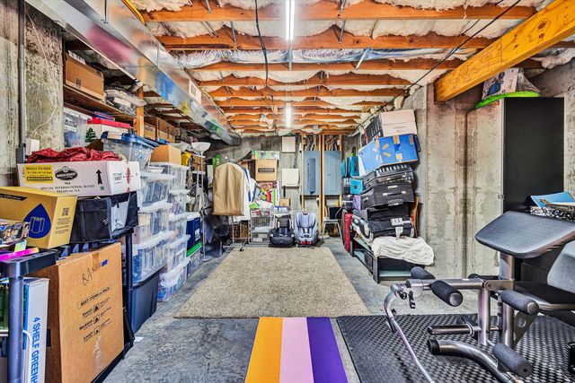 1107 Belcroft CT, Roanoke, VA 24018