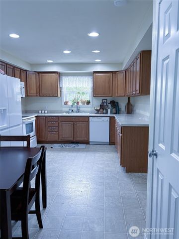 8389 SW Harmon Street, Port Orchard, WA 98367