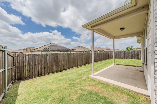 2404 Bermont Red Lane, Fort Worth, TX 76131