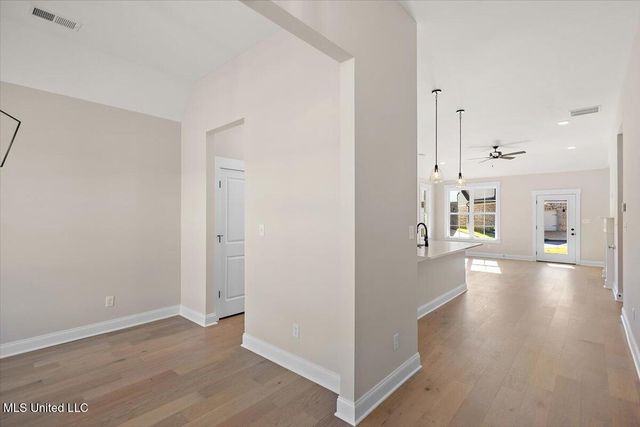 705 Washington Street, Nesbit, MS 38651