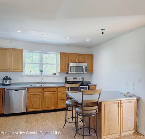 21 Ohandley Drive, Amenia, NY 12501