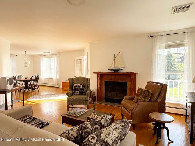 21 Ohandley Drive, Amenia, NY 12501