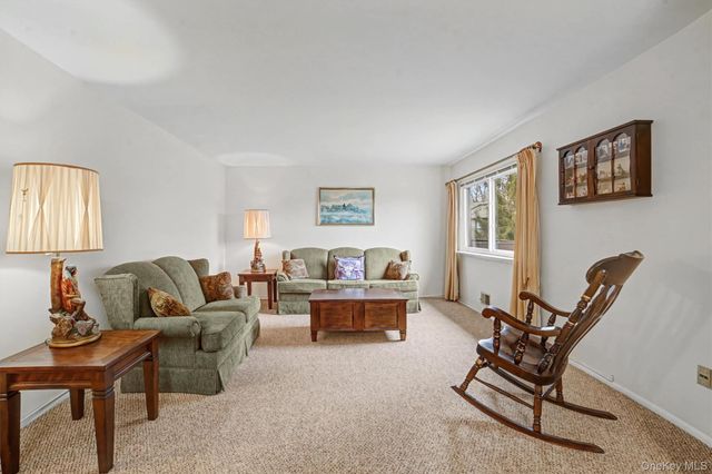 129 Columbia Court D, Yorktown Heights, NY 10598