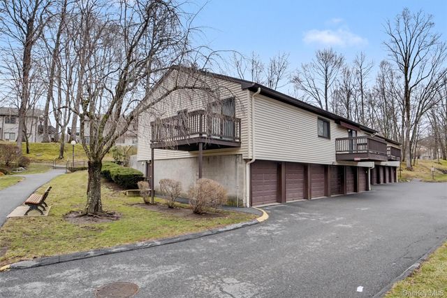 129 Columbia Court D, Yorktown Heights, NY 10598