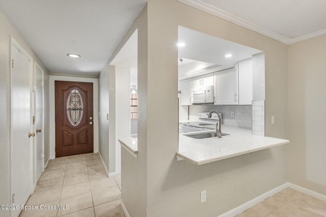 255 Paradise Boulevard 10, Indialantic, FL 32903