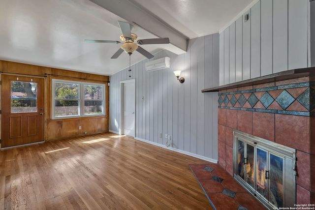 414 Laramie Dr, San Antonio, TX 78209