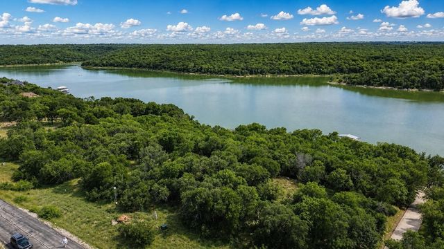 274 Ridgeline Drive, Chico, TX 76431