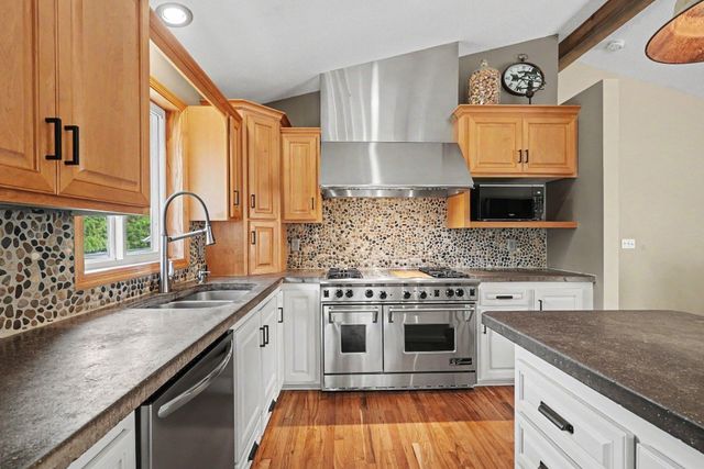 1906 Raleigh Road, New Richmond, WI 54017