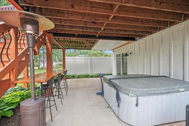 1906 Raleigh Road, New Richmond, WI 54017