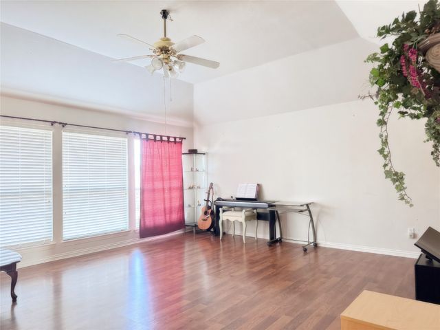 4013 Greenfield Drive, Richardson, TX 75082