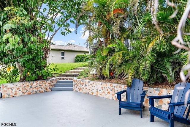 2328 SE 27th ST, Cape Coral, FL 33904