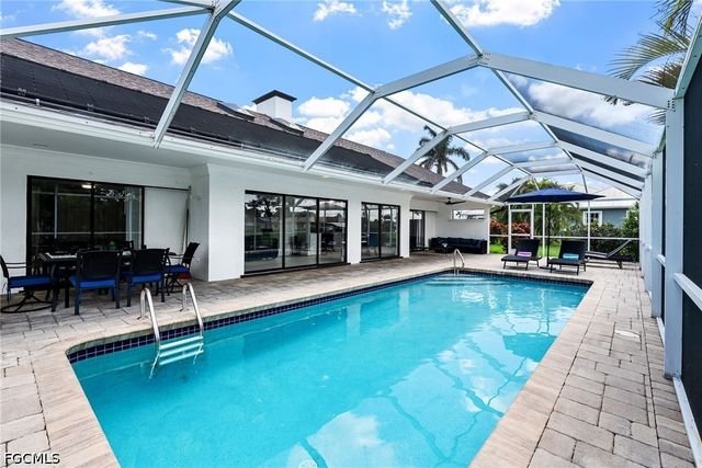 2328 SE 27th ST, Cape Coral, FL 33904