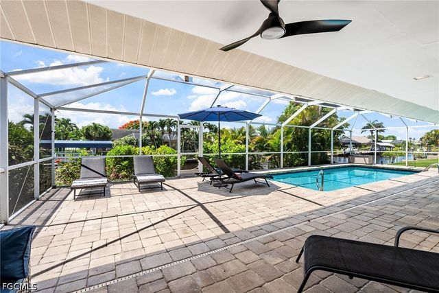 2328 SE 27th ST, Cape Coral, FL 33904