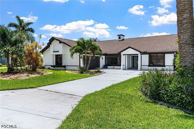 2328 SE 27th ST, Cape Coral, FL 33904