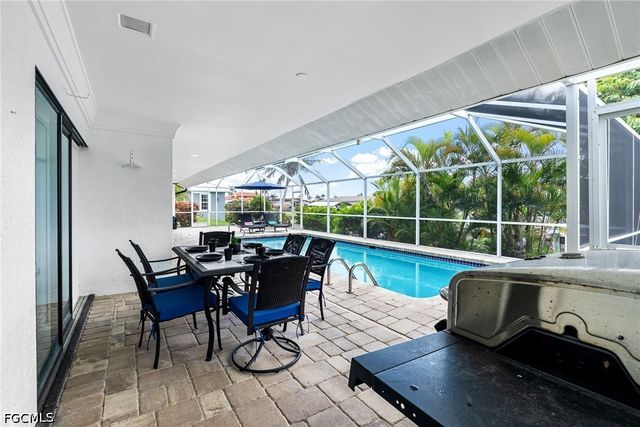 2328 SE 27th ST, Cape Coral, FL 33904