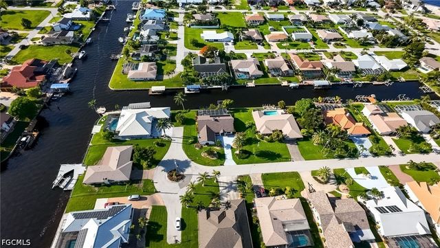 2328 SE 27th ST, Cape Coral, FL 33904