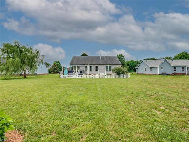 105 White Heron ST, Carrollton, VA 23314