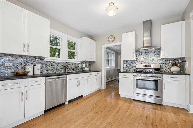 4140 Forest Avenue, Western Springs, IL 60558
