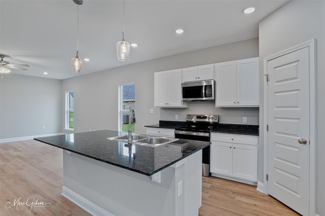 5049 Falcon Bay, Shreveport, LA 71107