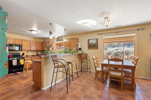 1449 Wilkes Way SE, Rio Rancho, NM 87124