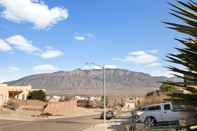 1449 Wilkes Way SE, Rio Rancho, NM 87124