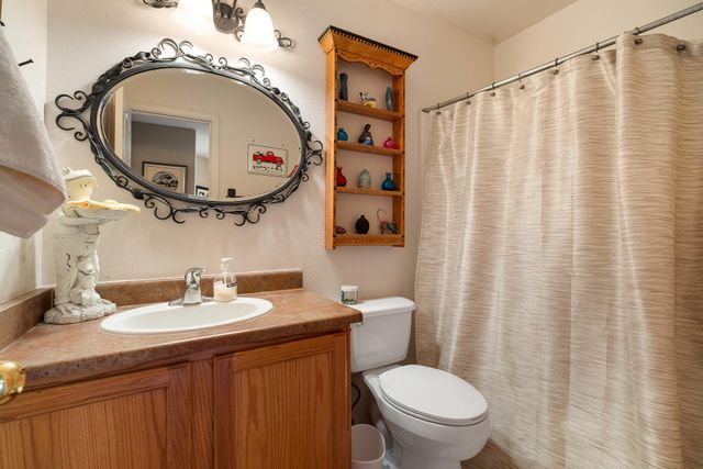 1449 Wilkes Way SE, Rio Rancho, NM 87124