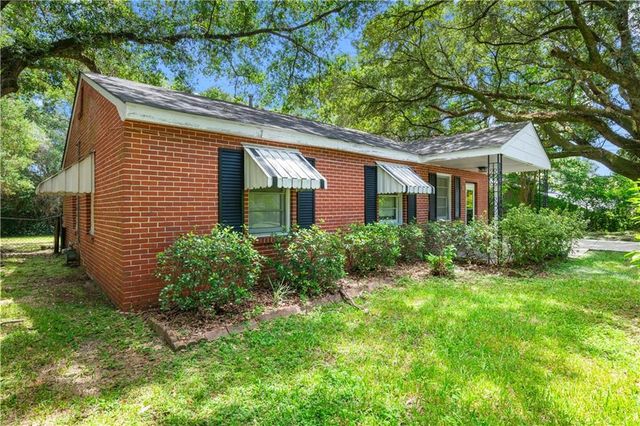 169 Sunset Drive E, Mobile, AL 36608