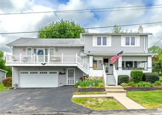 216 S 12th St, Connellsville, PA 15425