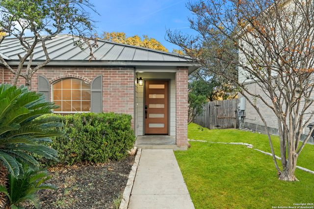 5910 Rolling Trail Drive, San Antonio, TX 78250