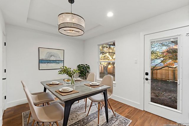 5910 Rolling Trail Drive, San Antonio, TX 78250